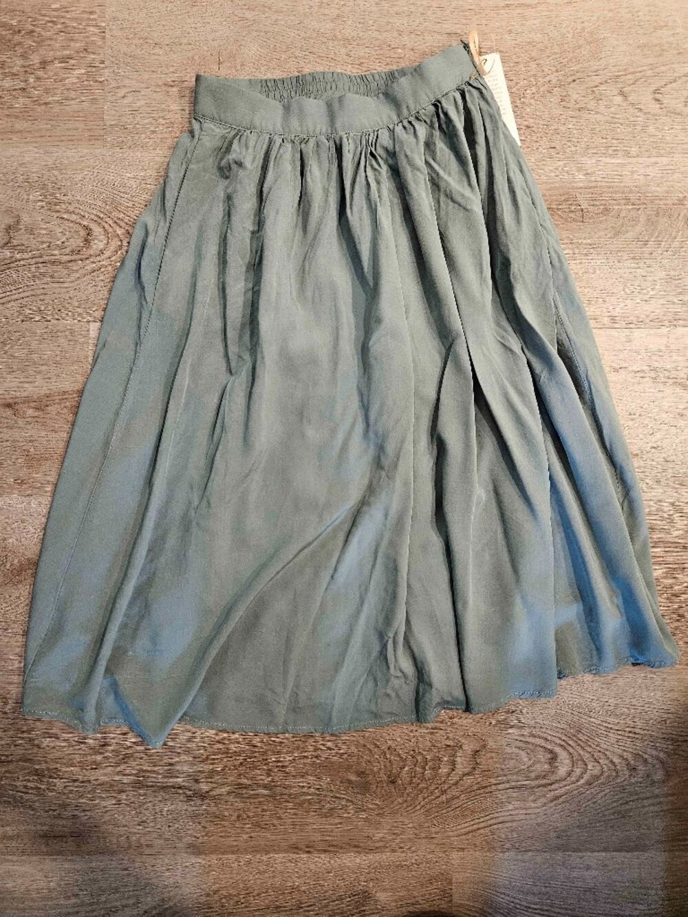Modcloth Sage Green Skirt with Pockets, Size Small